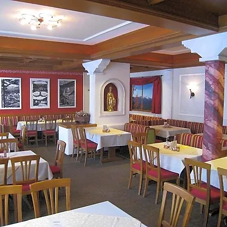 Hotel Perthold Kg 3*